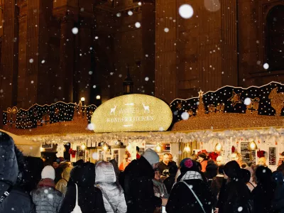 Marché de Noël dans les rues de Budapest
