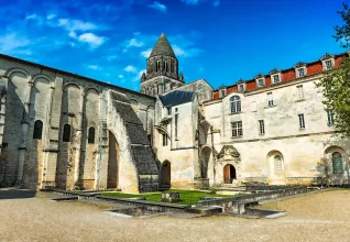 Abbaye aux Dames à Saintes