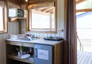 Cuisine dans notre lodge confort © Marine Monteils Photographe