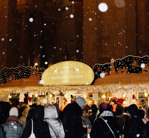 Marché de Noël dans les rues de Budapest